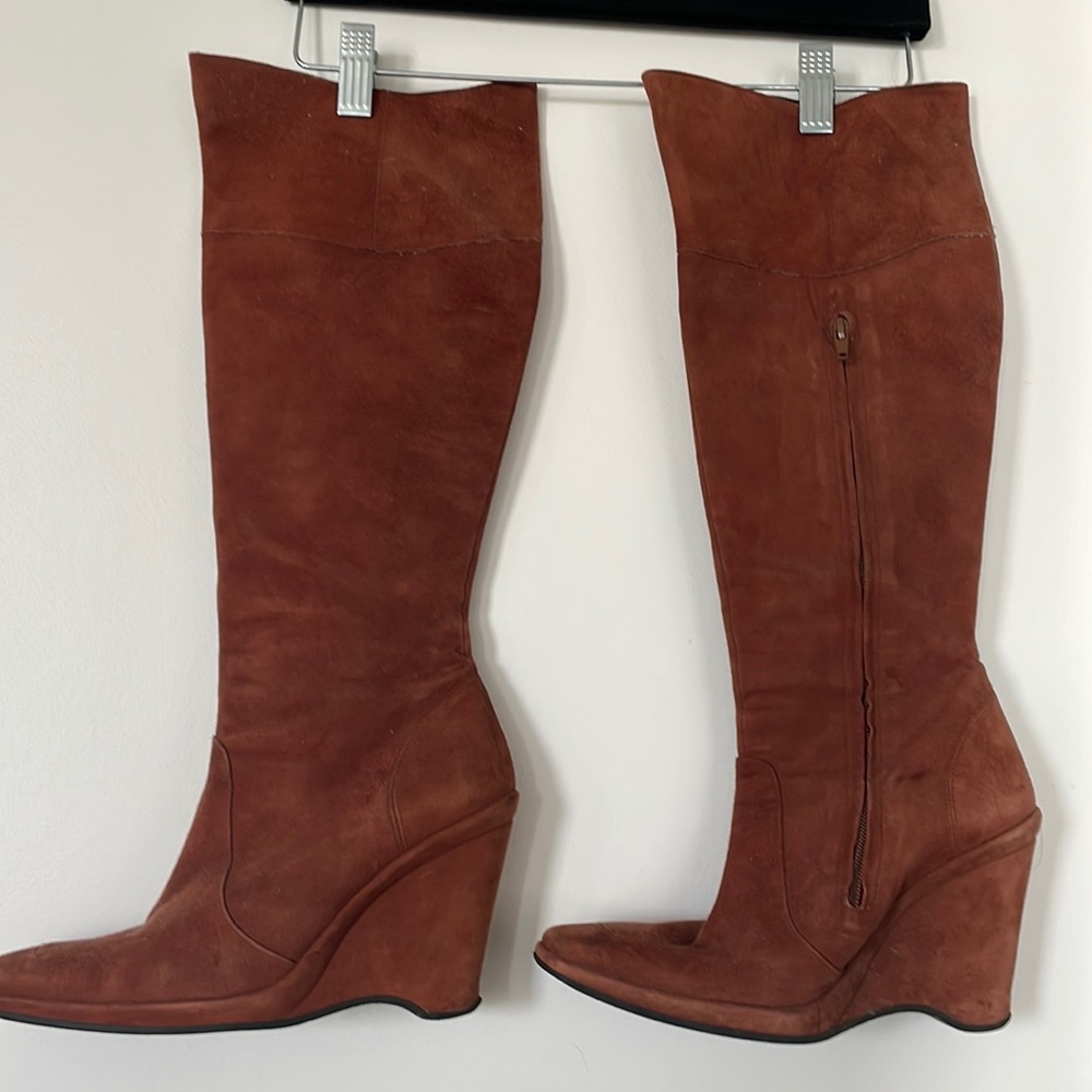 LAST DAY DEC. 10.  
. MOVING. STEPHANE KELIAN LEATHER BOOTS. WEDGE.
